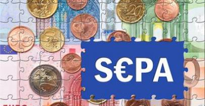 Puzzle de billets avec une mention "SEPA"