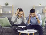 Des factures qui s'accumulent