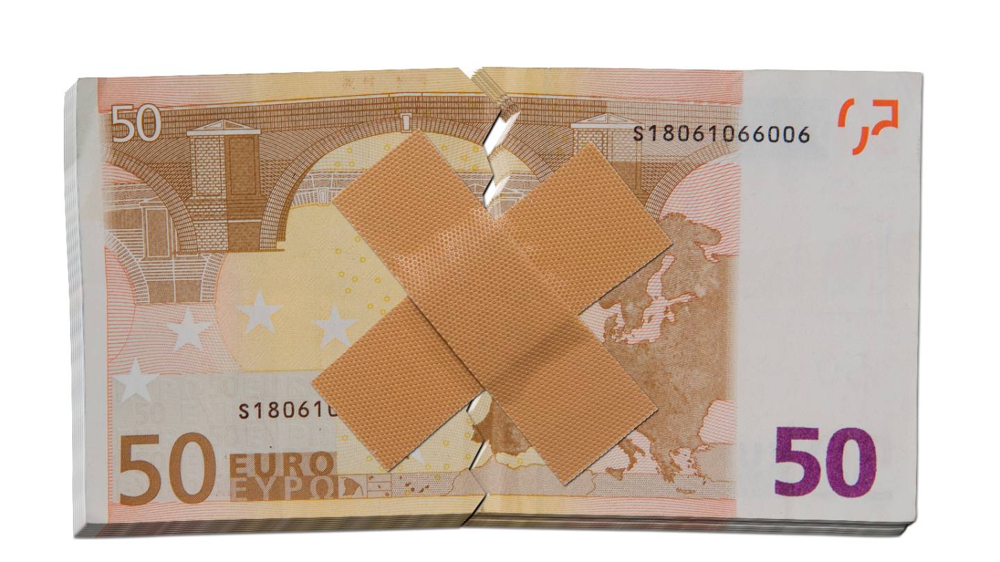 Un billet de 50 euros dchir