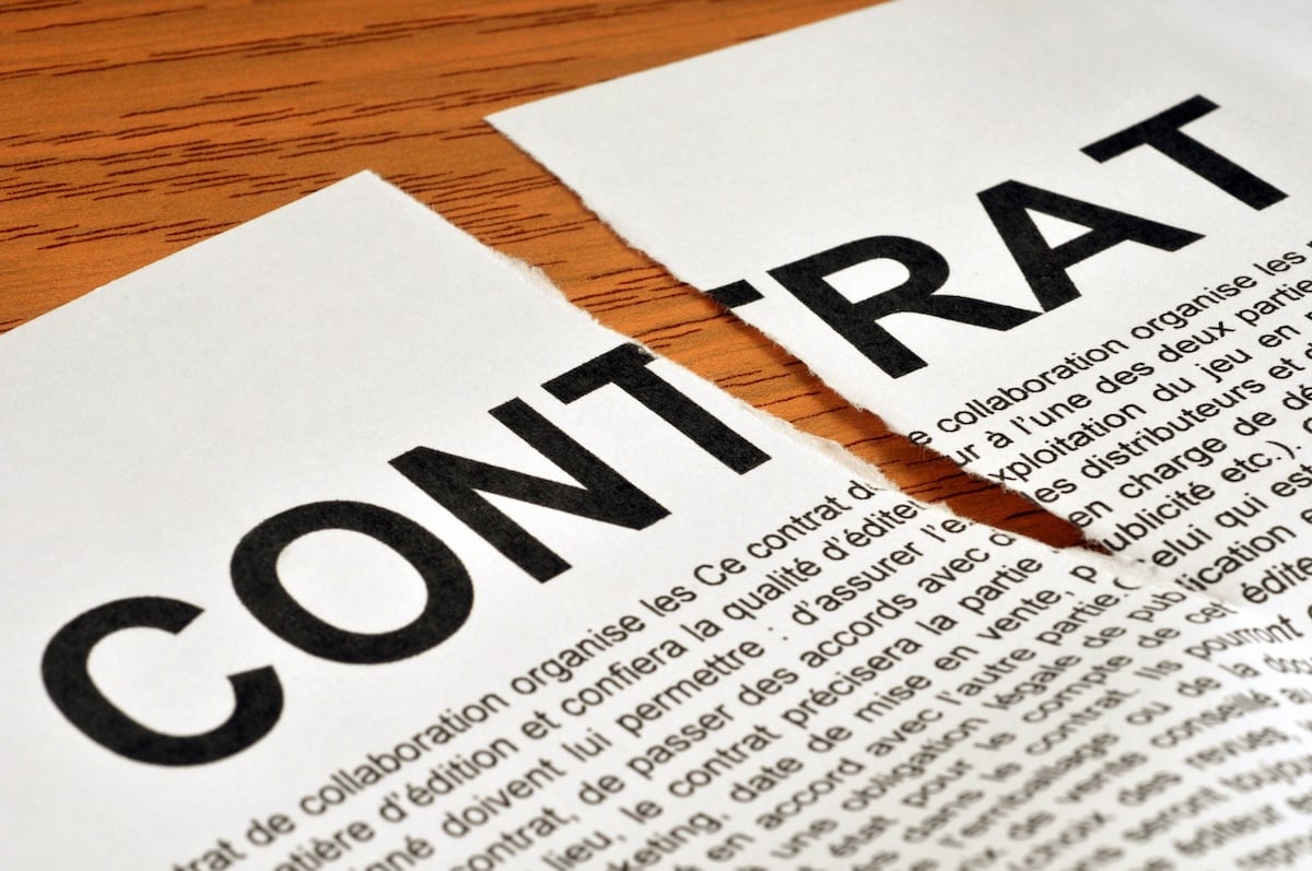 Un contrat dchir.