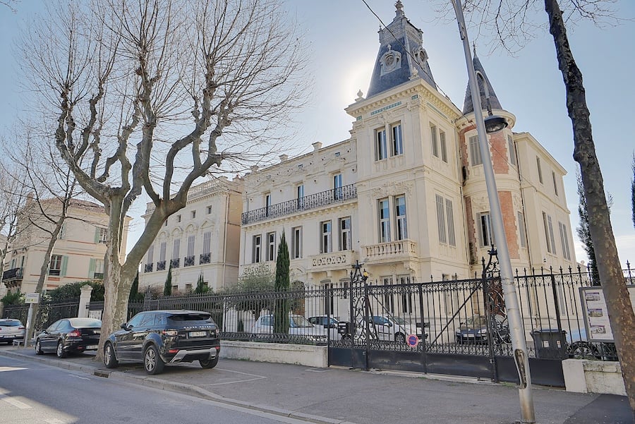 L'Htel Ravoire