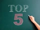 Un tableau sur lequel est inscrit la mention Top 5.